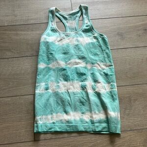 lululemon tank old